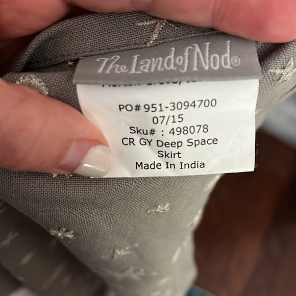 Land of Nod Kid's Solar System Deep Space Set 🌎 🪐 ✨ - Picture 12 of 12